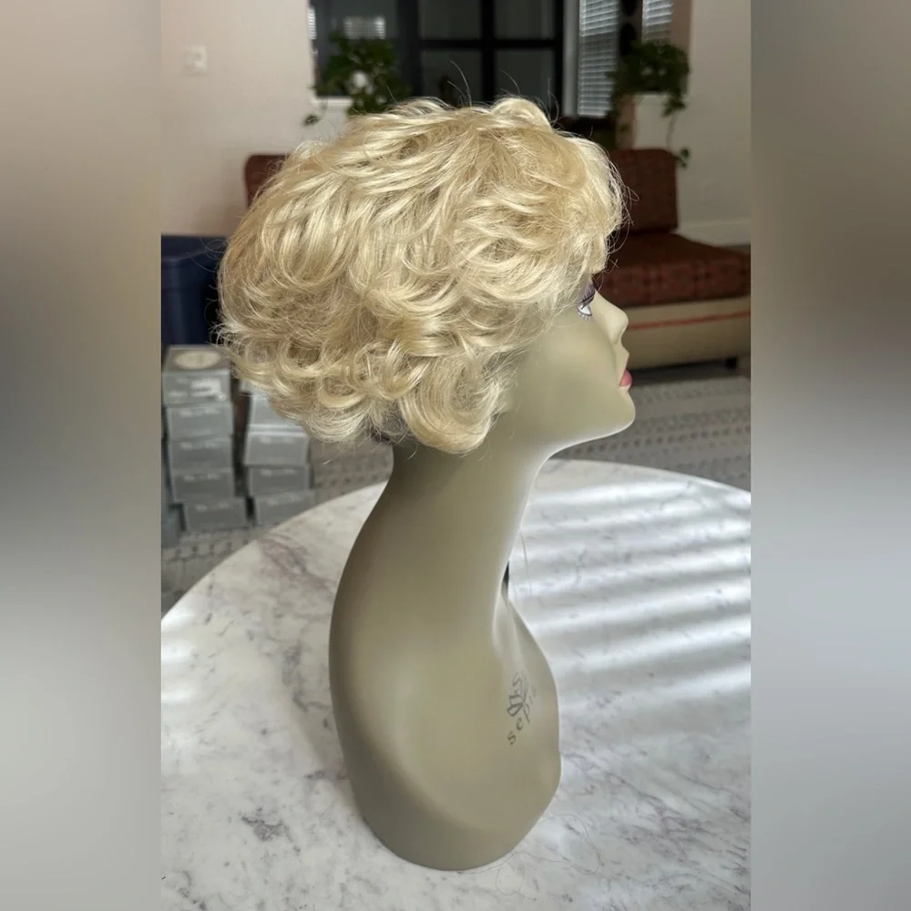 Rare Vintage Rene‎ Of Paris Wig #448 BETH Color: 22